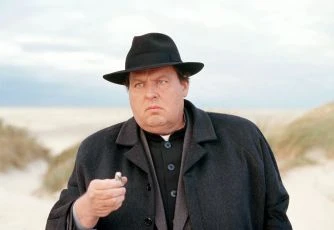 Otec Braun - Kostra v dunách (2003) [TV film]