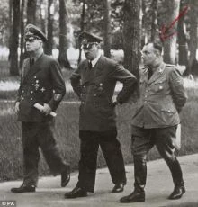 Joachim von Ribbentrop, Adolf Hitler a Martin Bormann