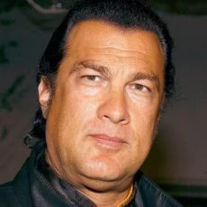 Životopis - Steven Seagal (2009) [TV film]