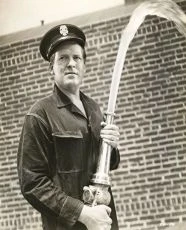 She Loved a Fireman (1937)