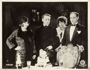 Halbseide (1925)