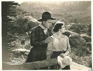Desperate Trails (1921)