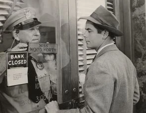 Framed (1947)