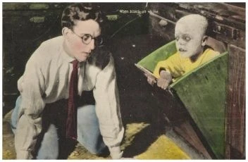 On ve strašidelném domě (1920)
