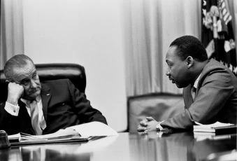 Lyndon B. Johnson a Martin Luther King