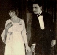 Fuss and Feathers (1918)