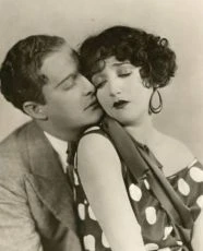 A Kiss in a Taxi (1927)