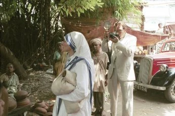 Matka Tereza - Pero v Boží ruce (2003) [TV film]