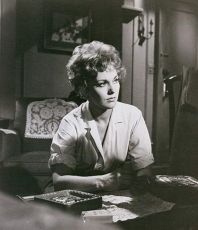 Uprostřed noci (1959)
