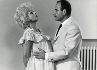 Žena je něco nádherného (1964)
