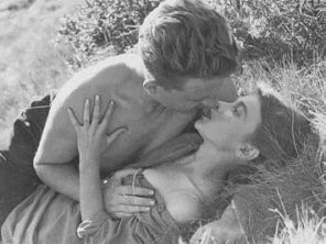 Tělesná vášeň (1953)
