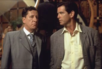 Geoffrey Rush a Pierce Brosnan