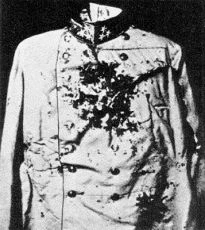 Zakrvavená uniforma následníka trónu arcivojvodu Františka Ferdinanda
