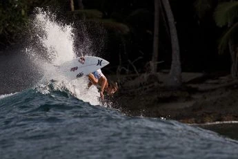 Red Bull Surfing Trip Mentawais Indonesia 2009 (2009)