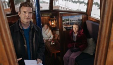 Vánoce u jezera (2022) [TV film]