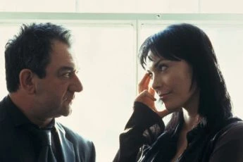 Ken Stott a Michelle Forbes