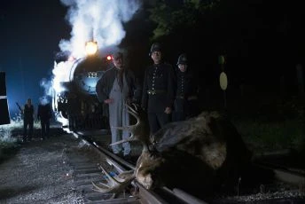 Půlnoční vlak do Kingstonu (2013) [TV epizoda]
