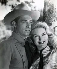 Driftin' River (1946)