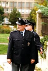 Policajti z předměstí (1999) [TV seriál]