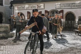 Das Wunder von Wörgl (2018) [TV film]