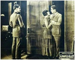 Crooked Alley (1923)