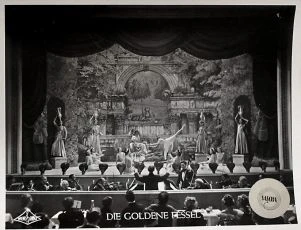 Die goldene Fessel (1944)