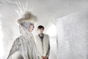Sněhová královna (2014) [TV film]