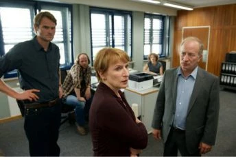 Tatort: Am Ende geht man nackt (2017) [TV epizoda]