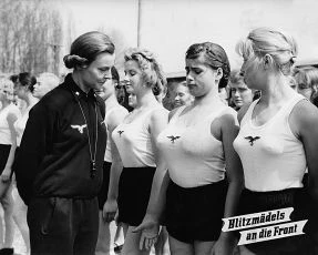 Blitzmädels an die Front (1958)