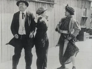 Chaplin manželkou (1914)