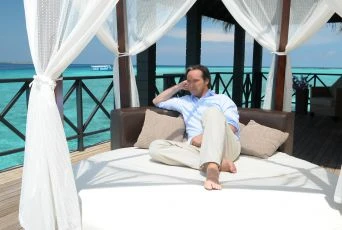 Hotel snů: Maledivy (2011) [TV film]