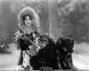 A Hero of the Big Snows (1926)