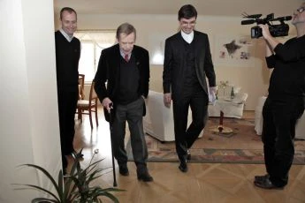 Václav Havel a Dominik Duka: společný výslech (2011) [TV film]