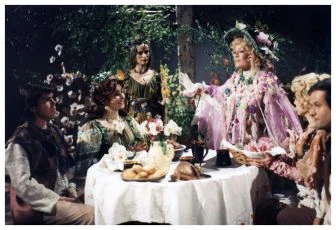 Sestřičky růží (1980) [TV inscenace]