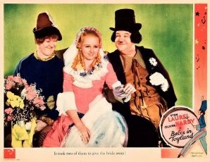 Laurel a Hardy - Pochod dřevěných vojáků (1934)