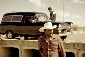 Mystery Road (2013)