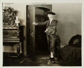 V bahně a na blátě (1922)