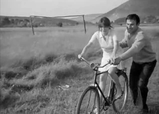 Vesničan na kole (1974)