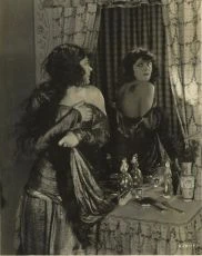 Niewolnica zmyslów (1914)