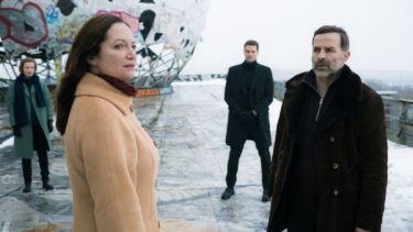 Die Diplomatin: Mord in St. Petersburg (2021) [TV film]