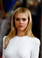 Nicola Peltz