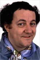  Coluche