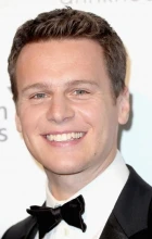 Jonathan Groff