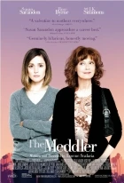 Šílená matka (The Meddler)