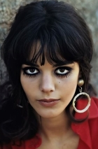 Tina Aumont