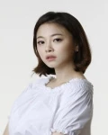 Min Ji-hyeon