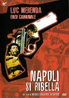 Napoli si ribella