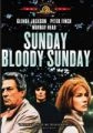 Mizerná neděle (Sunday Bloody Sunday)